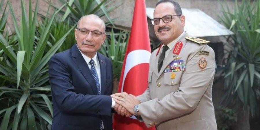 سفارة أنقرة بالقاهرة تحتفل بعيد النصر التركي - هرم مصر