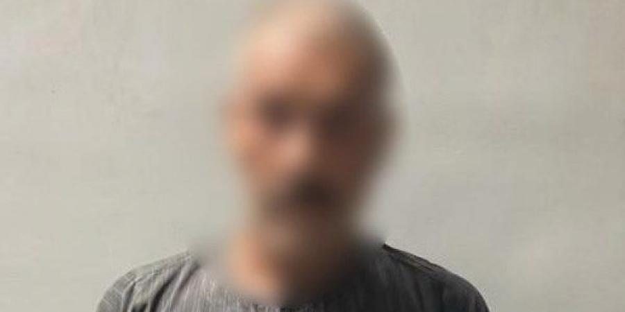 نصاب ينتحل صفة موظف بشركة اتصالات ويستولى على أموال سيدة - هرم مصر