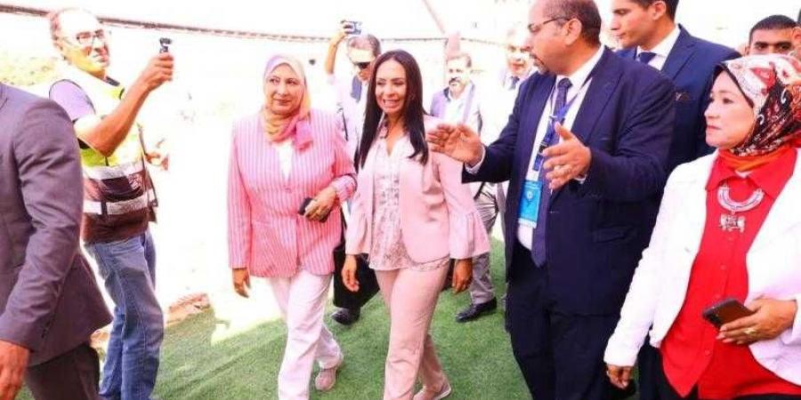 وزيرة التضامن الاجتماعي ومحافظ الإسكندرية يفتتحان مركز التأهيل الشامل لذوي الإعاقة بـ”برج العرب” - هرم مصر