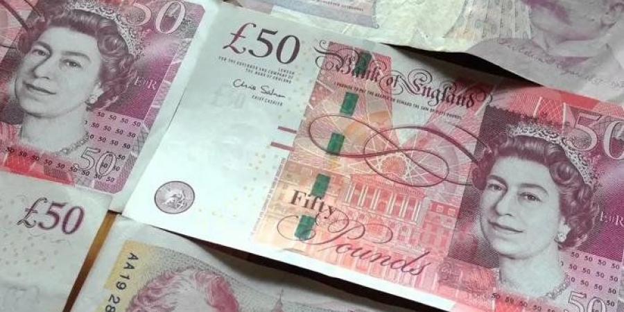 تراجع الجنيه الاسترلينى منتصف تعاملات اليوم 9-9-2025فى البنوك المصرية - هرم مصر