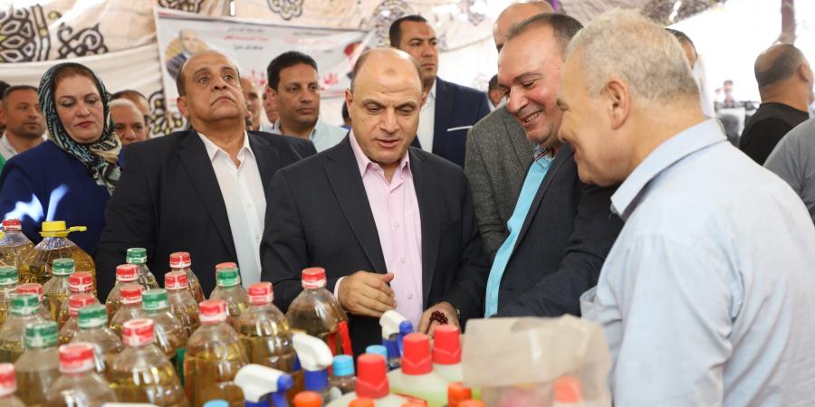  محافظ كفر الشيخ يفتتح معرض «أهلًا مدارس» لمستلزمات الطلاب ببيلا - هرم مصر