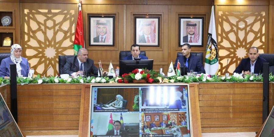 جامعة البلقاء التطبيقية توقّع مذكرة تفاهم واتفاقية تعاون بحثي مع جامعة ماليزيا كلانتان عبر تقنية الواقع الافتراضي - هرم مصر