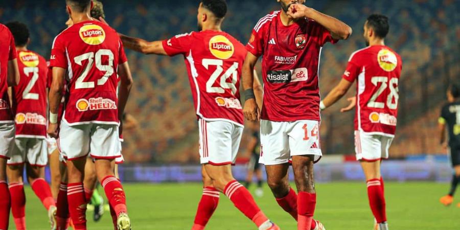 الأهلي يواجه شبح الرحيل مجاناً..حسين الشحات وأحمد عبدالقادر وكوكا - هرم مصر