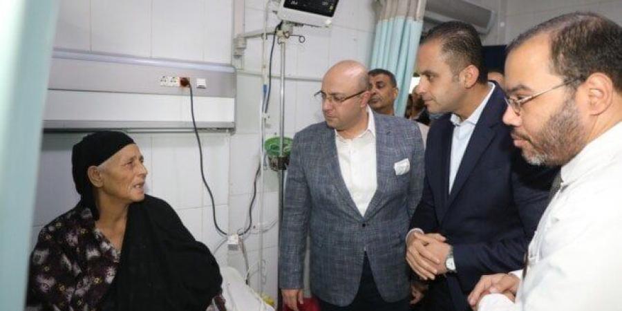 نائب وزير الصحة يتفقد مستوى الخدمة بالمستشفى التخصصي والتأمين الصحي - هرم مصر