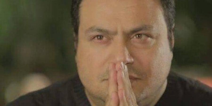 «مولد أحمد زكي جديد».. مراد مكرم يشيد بـ إسلام خالد بعد عرض حكاية «الوكيل» - هرم مصر