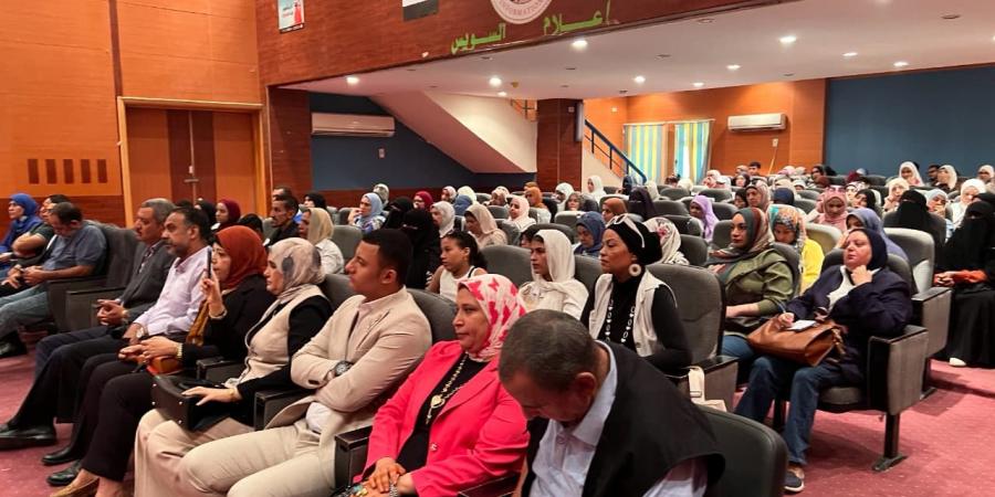 البرلماني عبد الحميد كمال بندوة إعلام السويس يطالب بضرورة تحسين الخدمات بمرفق السكة الحديد - هرم مصر
