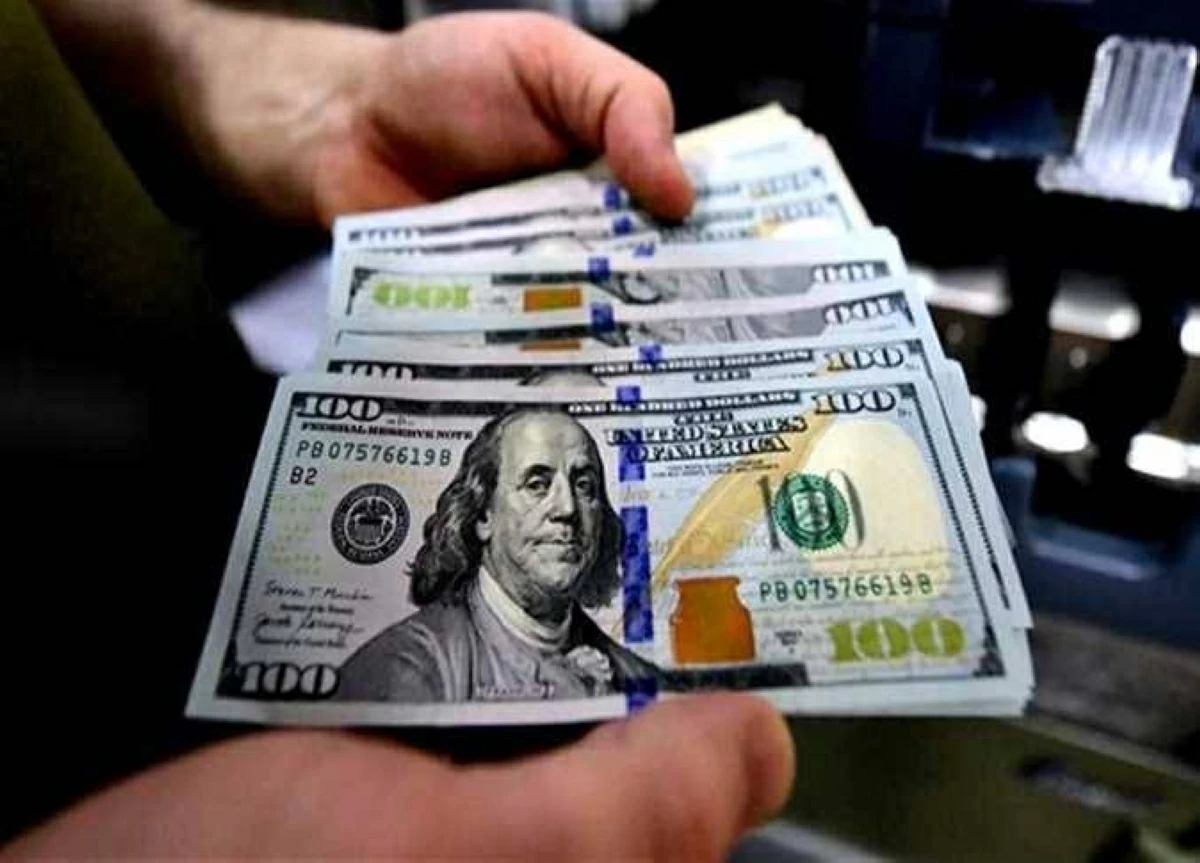 سعر الدولار مقابل الجنيه المصري اليوم الأحد 3 مايو 2026 في البنوك واستقرار الأسعار يثير اهتمام المستثمرين