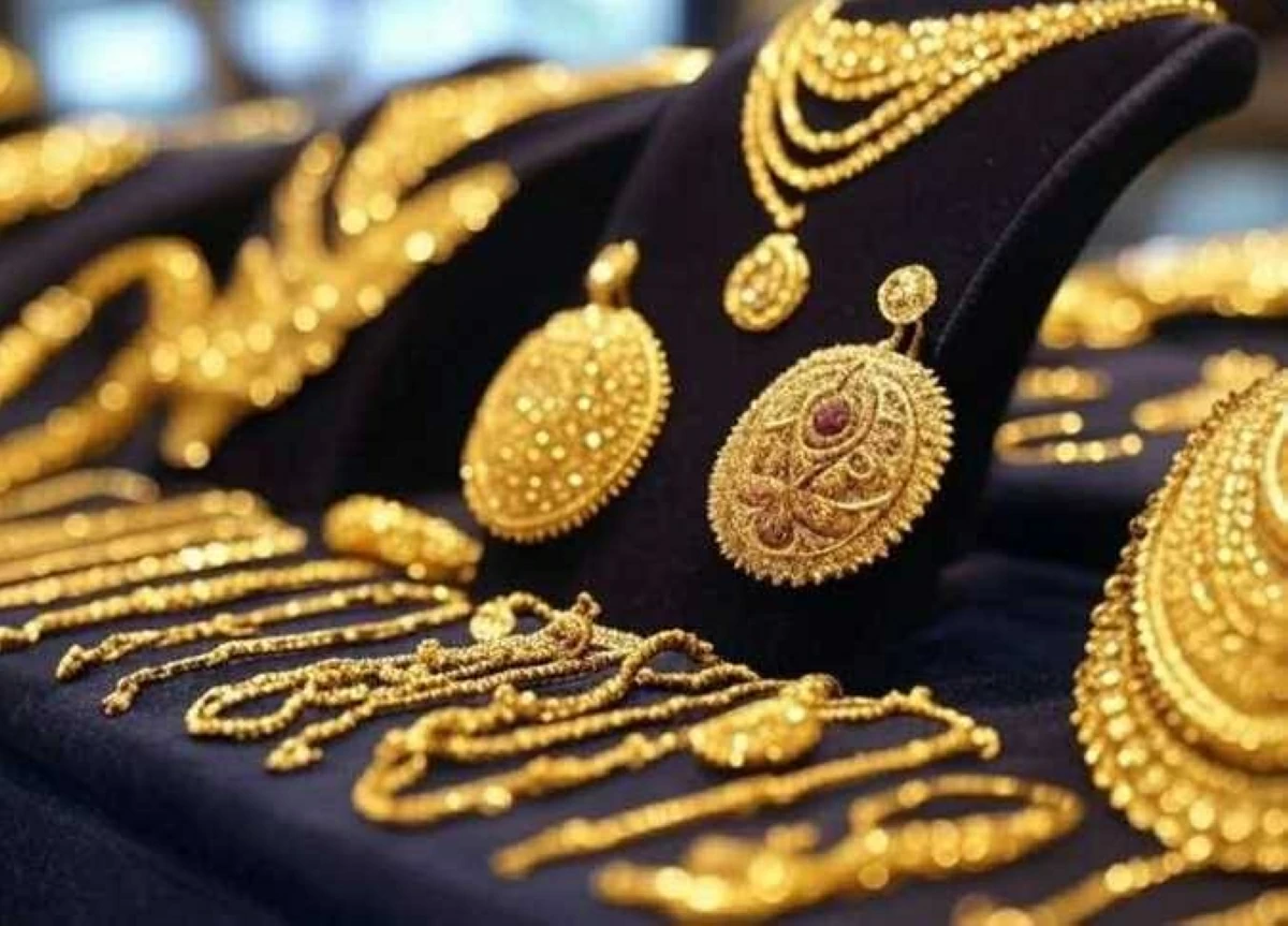 سعر عيار 21 بالمصنعية اليوم بعد الانخفاض في سوق الذهب الإثنين 4 مايو 2026 جريدة هرم مصر