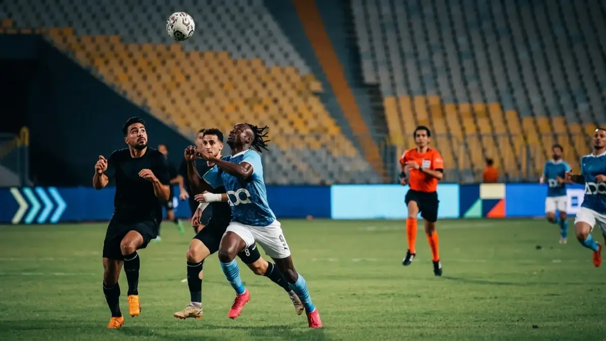 صاروخ نهائي الكأس بيراميدز يواجه زد في ممتعة معركة إعادة التاريخ لانتزاع لقب الكأس على ملعب القاهرة جريدة هرم مصر