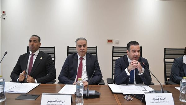 نقاش برلماني حول أسعار الهواتف وتوطين الصناعة ومواجهة الجرائم الإلكترونية