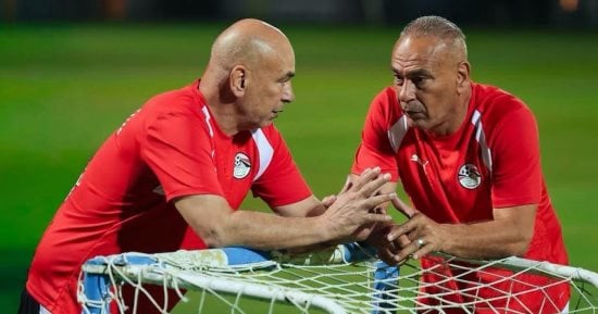 إبراهيم حسن يؤكد عدم وجود أي أزمة مع صلاح ويشيد بعقلية احترافية لقائد المنتخب