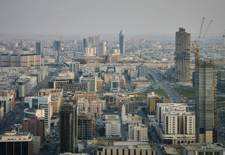 إطلاق نظام الإنذار المبكر في مناطق الرياض والخرج ونجران تحذير هام للمواطنين من المخاطر المحتملة
