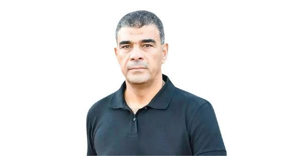 اقتراب رحيل مدافع الاتحاد السكندري ورفض حمزة توقيع عقوبات على اللاعبين يؤثر على الفريق