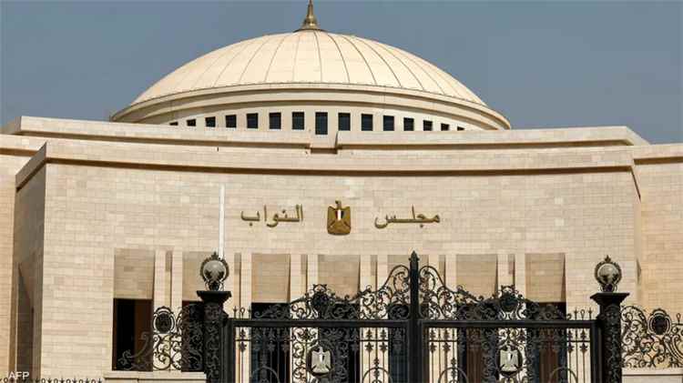 البرلمان المصري يوافق على طلب السيسي للتفويض لتعزيز القدرات الدفاعية السعودية ودعم الأمن الإقليمي