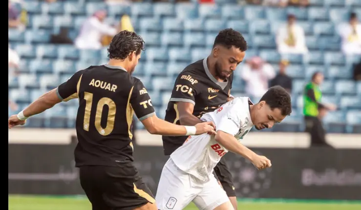 التعادل السلبي يحسم الشوط الأول بين فريق اتحاد جدة ونظيره أبها في الدوري السعودي للمحترفين