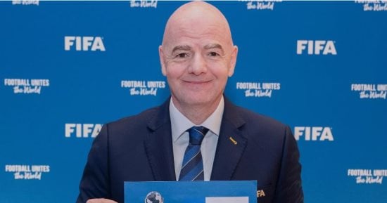 المفوضية الأوروبية تواجه ضغوط البرلمان للتحقيق مع فيفا بسبب شكوى معلقة واتهامات تضارب المصالح