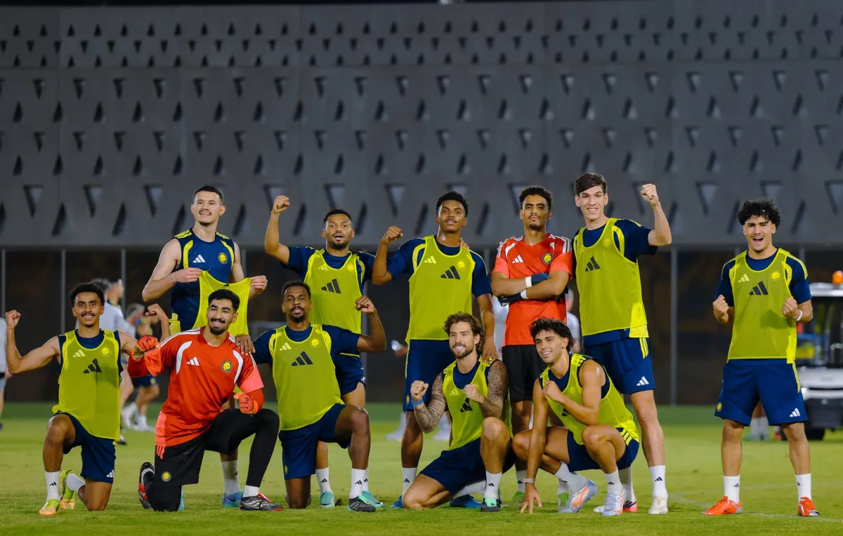 النصر يجهز سيماكان وكومان لمواجهة نيوم ضمن استعدادات الفريق القوية للموسم الجديد