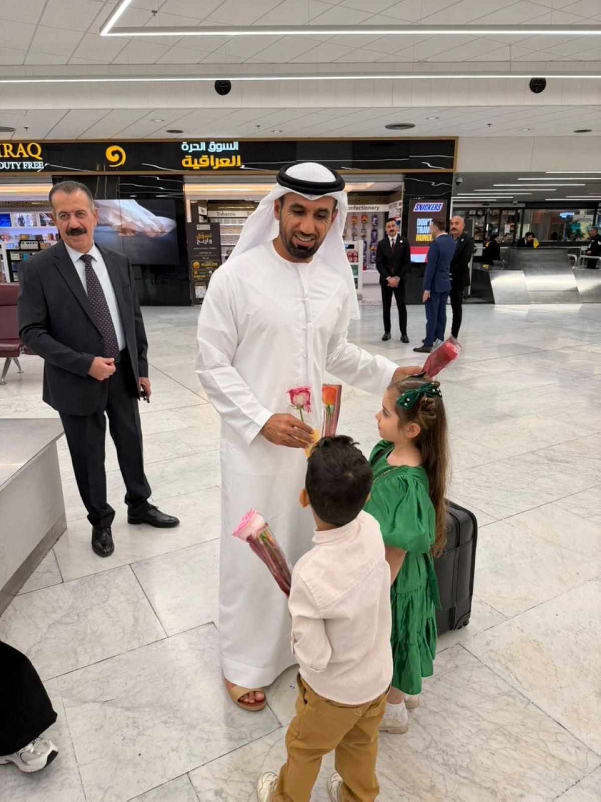 الورود تزين استقبال بعثة النصر في بغداد قبل مواجهة الزوراء المرتقبة بدوري المحترفين