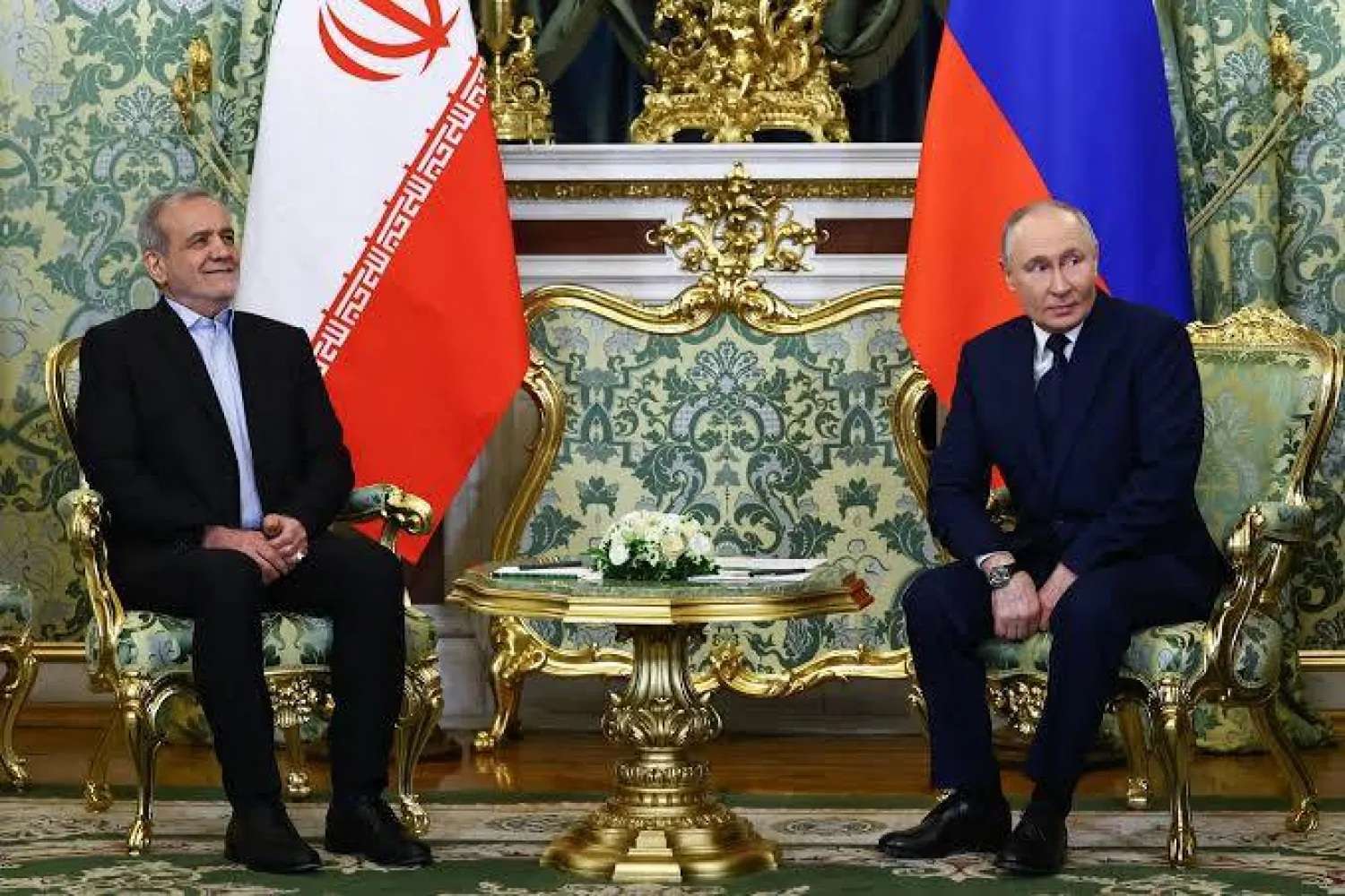 بوتسن يؤكد السعي لتحقيق مصالح مشتركة مع طهران ويتوقع تطورات إيجابية وواعدة في الأوضاع الإقليمية بالشرق الأوسط