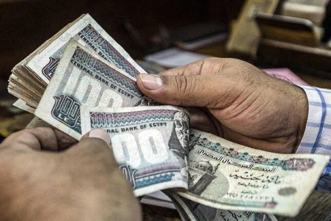 تثبيت الفائدة الأقرب في اجتماع المركزي المقبل والرفع يرتبط بعودة التضخم ومستقبل الاقتصاد