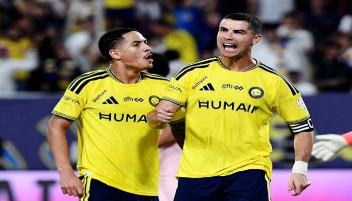 رونالدو يسجل خماسية بطول مباراة الخلود والحكم يقتصر على هاتريك في مباراة تاريخية