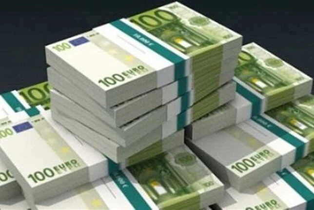 سعر اليورو مقابل الجنيه المصري اليوم السبت 31 أكتوبر 2026 في البيع والشراء وأحدث تحركات السوق المالية