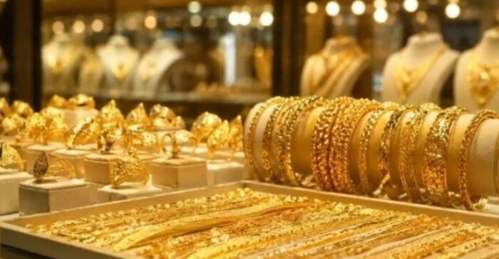 عاجل ارتفاع سعر الذهب 15 جنيهًا عيار 21 وصل لكام وأثر التغيرات على السوق في مصر