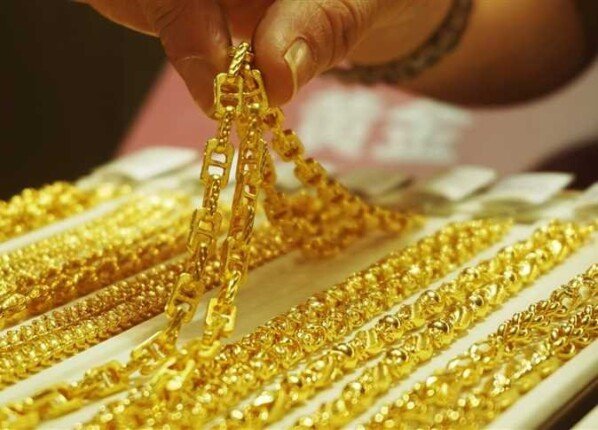 عاجل سعر الذهب اليوم الأربعاء 28 أكتوبر 2026 تحديث لحظي تعرف على سعر عيار 21 الآن في السوق المحلي