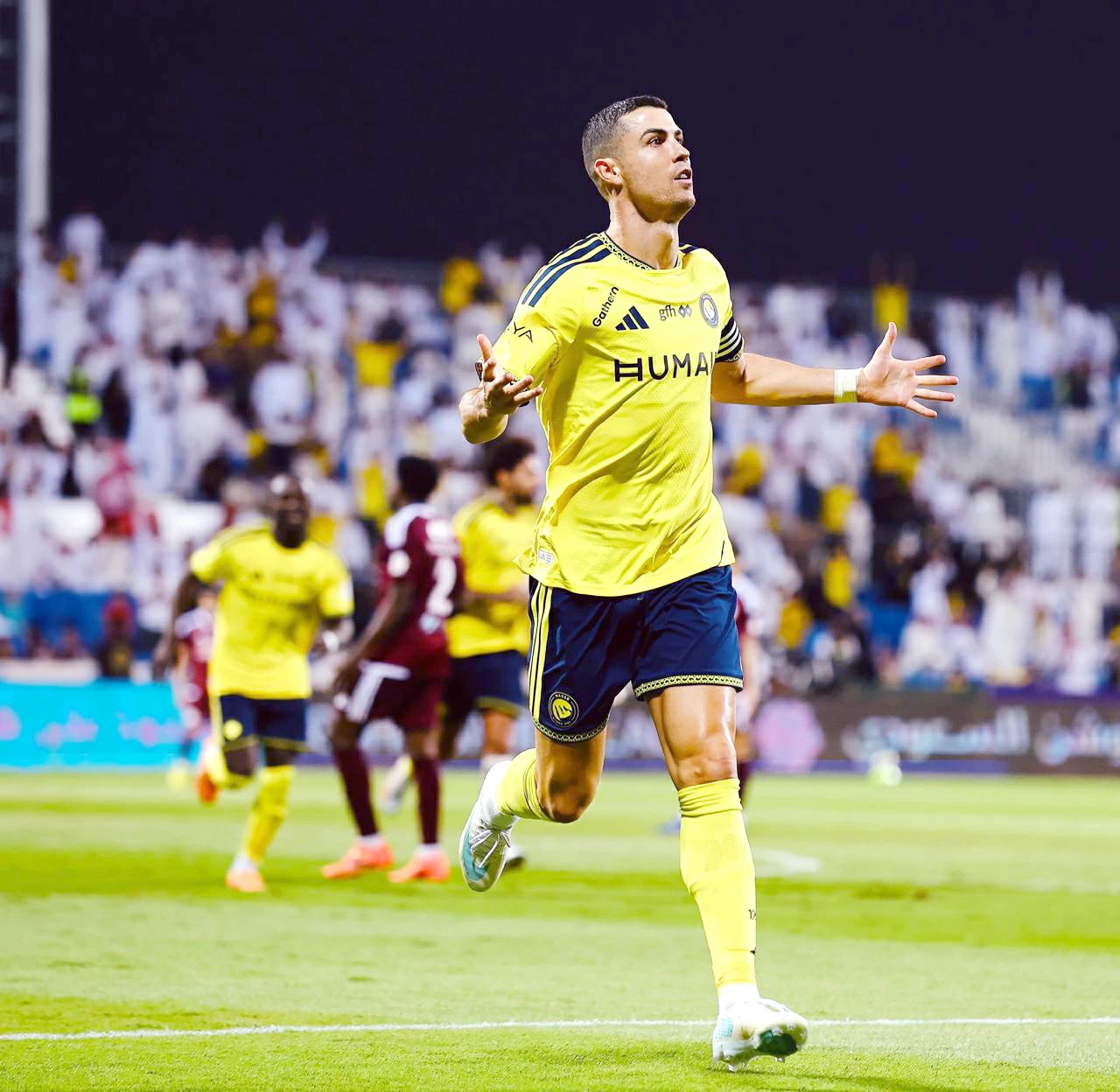 مباراة صدارة النصر والقادسية في مواجهة قوية مع الخلود والرياض في الدوري السعودي