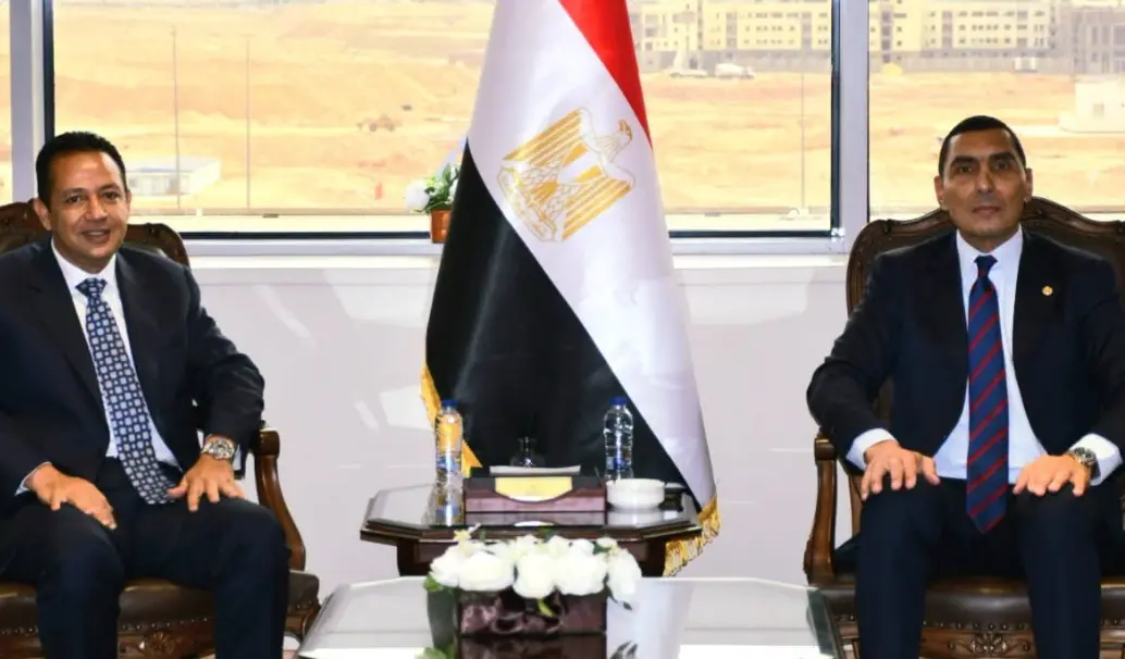 وزير الشباب والرياضة يلتقي رئيس نادي الاتحاد السكندري لمناقشة المشروعات الاستثمارية للنادي